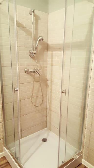 Lovely Apartament In Bucharest, Baba Novac Area Ngoại thất bức ảnh