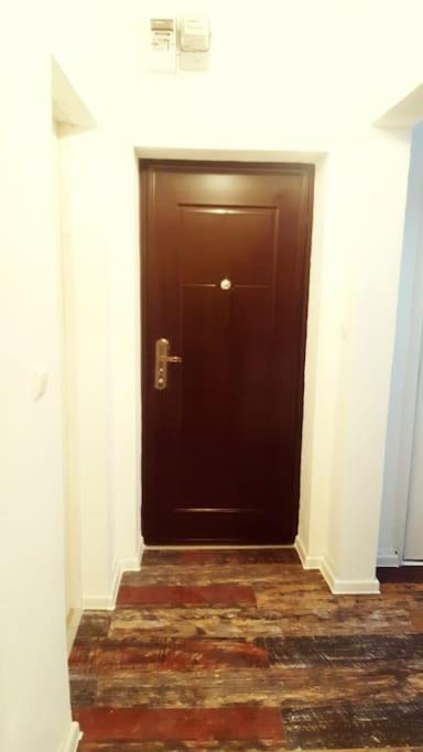 Lovely Apartament In Bucharest, Baba Novac Area Ngoại thất bức ảnh