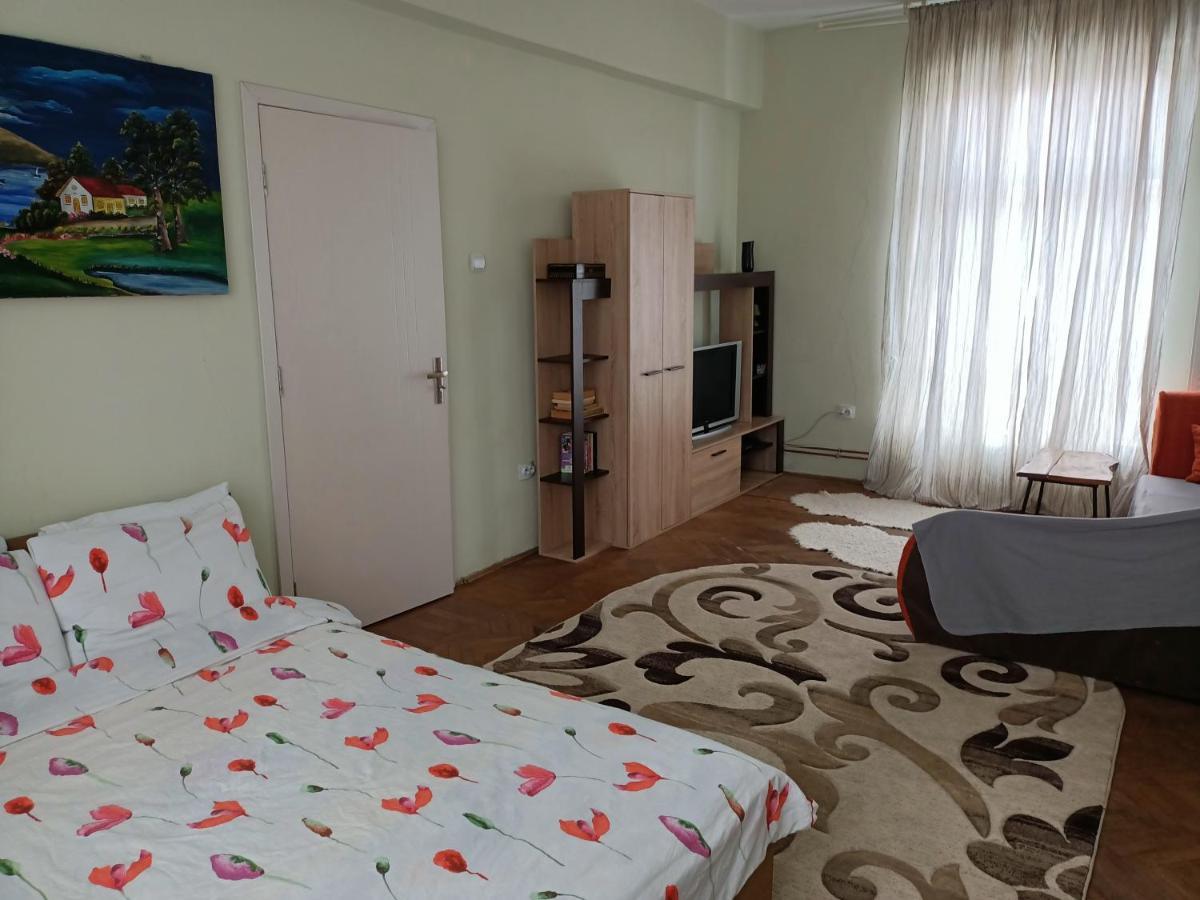 Lovely Apartament In Bucharest, Baba Novac Area Ngoại thất bức ảnh