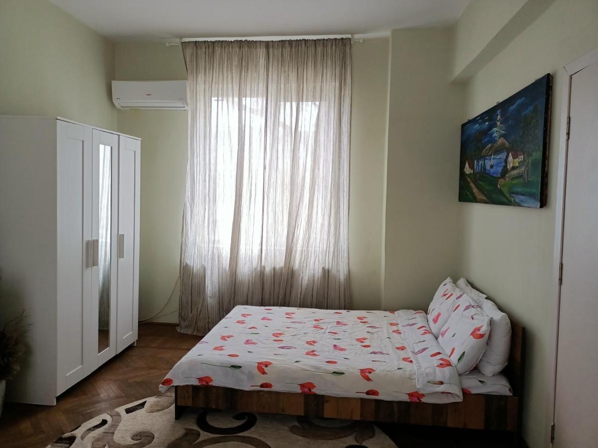 Lovely Apartament In Bucharest, Baba Novac Area Ngoại thất bức ảnh